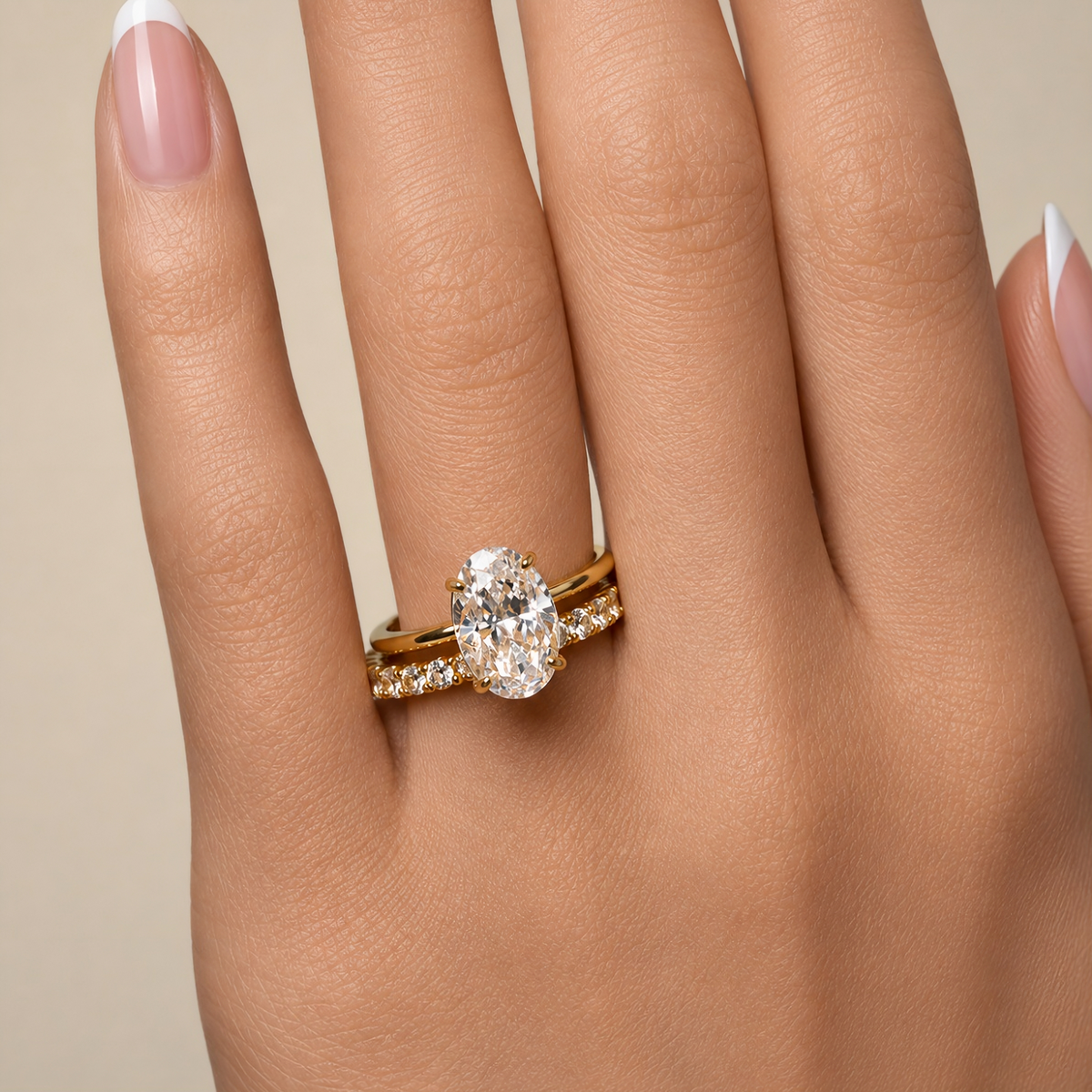CRUSHED ICE OVAL CUT RING